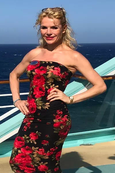 Victoria Redstall – miniatura