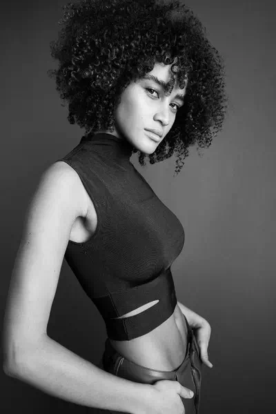 Violeth Benard – miniatura