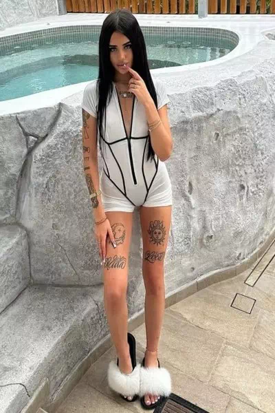 Vittoria Lazzari – miniatura