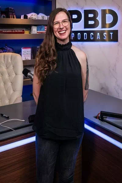 Whitney Webb – miniatura