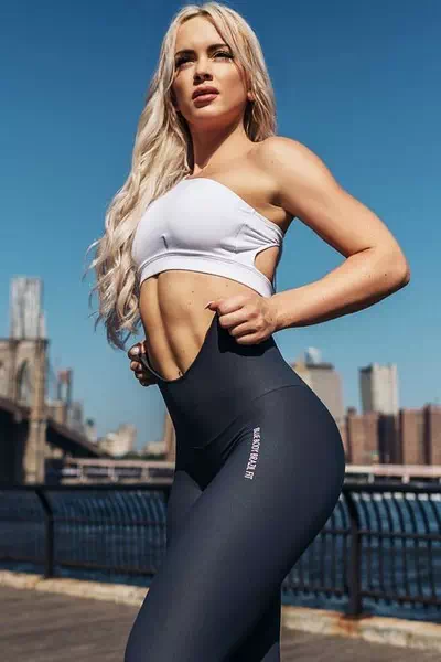 Wioletta Pawluk – miniatura