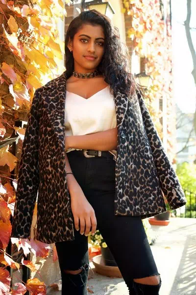 Yamini Nambimadom – miniatura