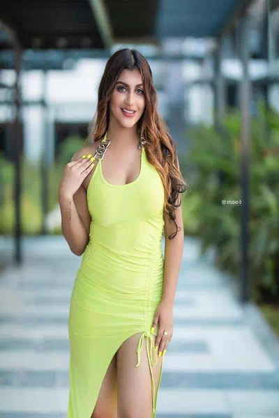 Yashika Anand – miniatura