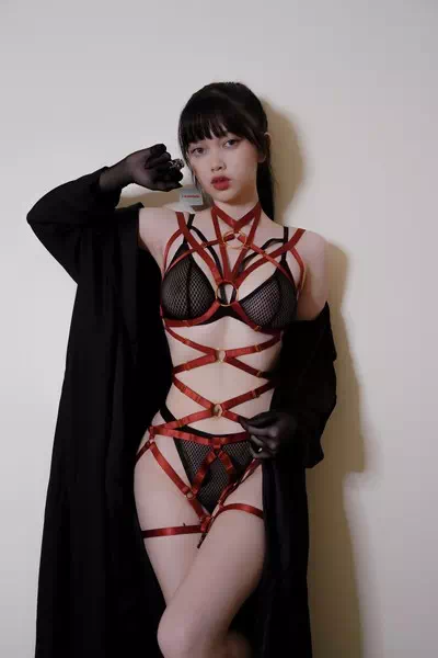 Yun Mago – miniatura