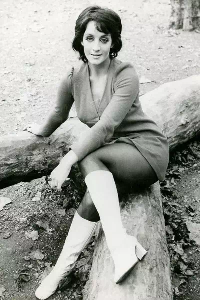 Yvonne Paul – miniatura