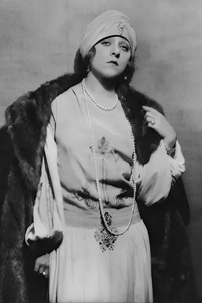 Yvonne Printemps – miniatura