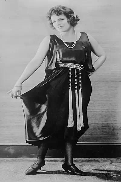 Zena Keefe – miniatura