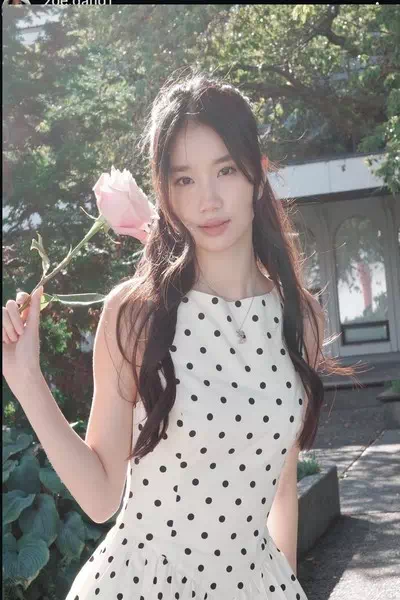 Zoe Dang – miniatura