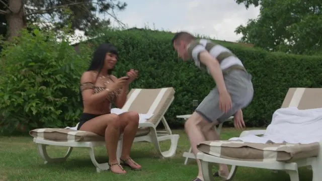 Anal MILFs 
