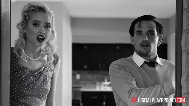 Pleasureville: A XXX Parody 