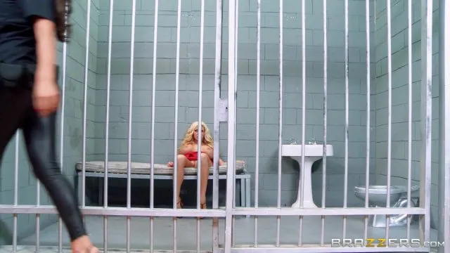 Prison Sluts 