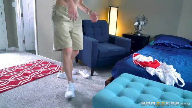 Bubble Butt Anal Sluts 2 