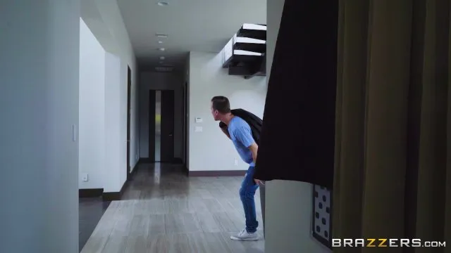 Bubble Butt Anal Slut 4 