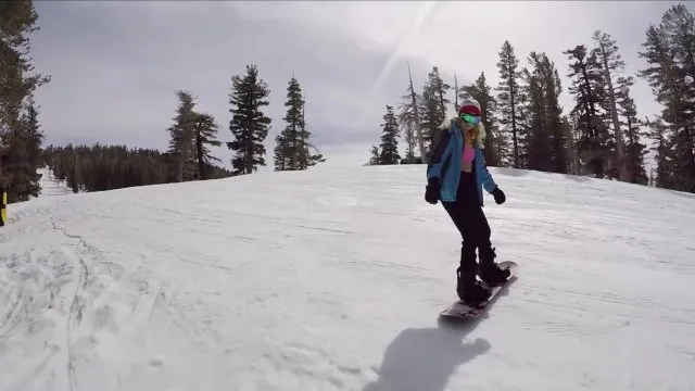 Unscripted: Snow Bunnies 