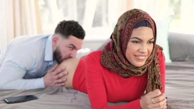 Hijab HookUps 2 