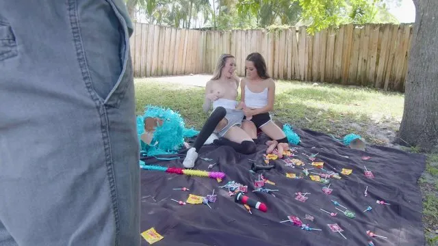 Twisted Threesome Tales 11 