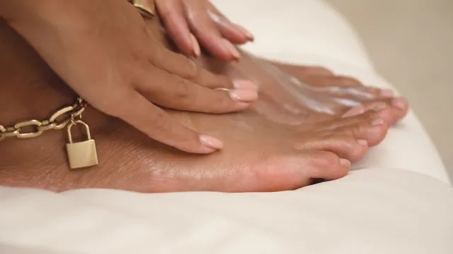 Glistening Feet 